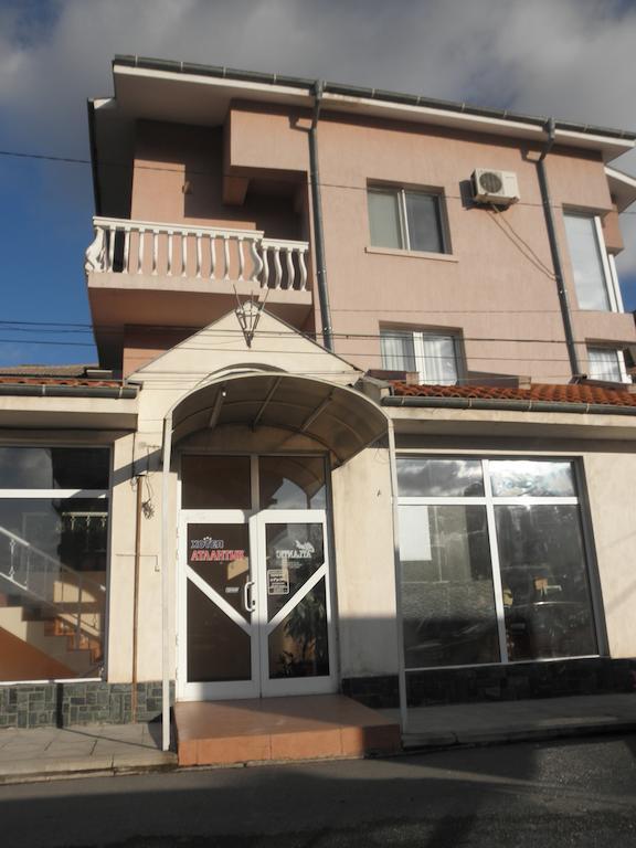 Hotel Atlantic Sliven Exterior foto