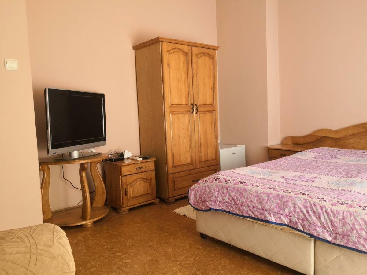 Hotel Atlantic Sliven Exterior foto